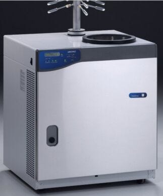 Designed for use with dry aqueous materials and samples with low eutectic points  |  6923-70A-220 displayed