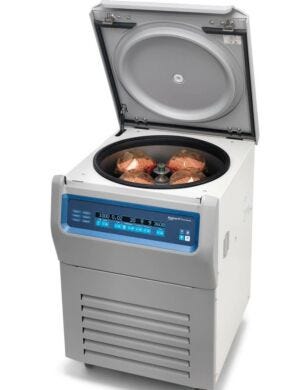 4L Megafuge ST4F Plus Ventilated floor-model Centrifuge by Thermo Scientific with 6-program memory and LCD display accepts biocontainment rotors  |  1717-66 displayed